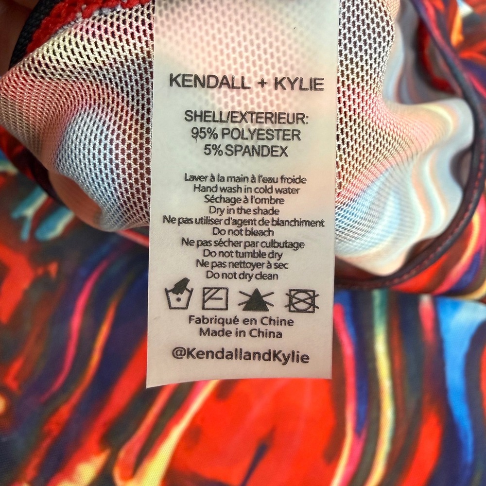 Kendall + Kylie Abstract Red Spice Sheer Mesh CropTop Women M  Festival Edgy Y2K - Picture 3 of 6